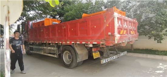 朱陽(yáng)2噸電動(dòng)三輪車發(fā)貨